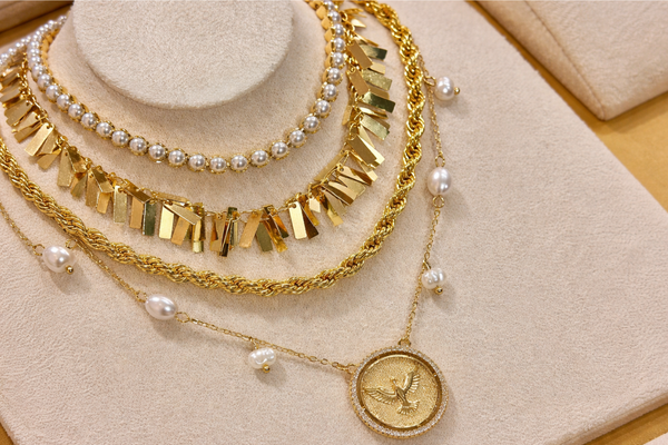 Como comprar semijoias online com segurança